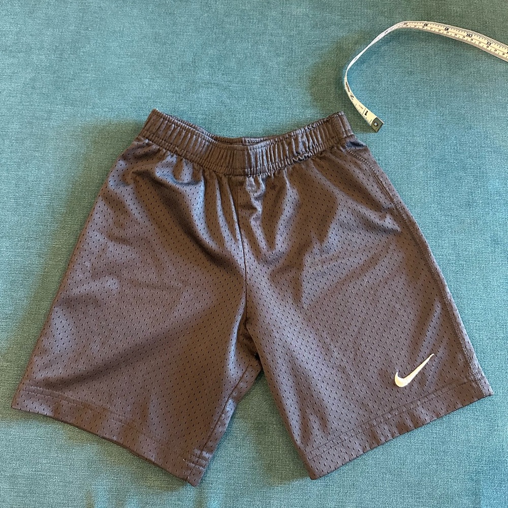 Kids Nike Dark Gray Mesh Shorts